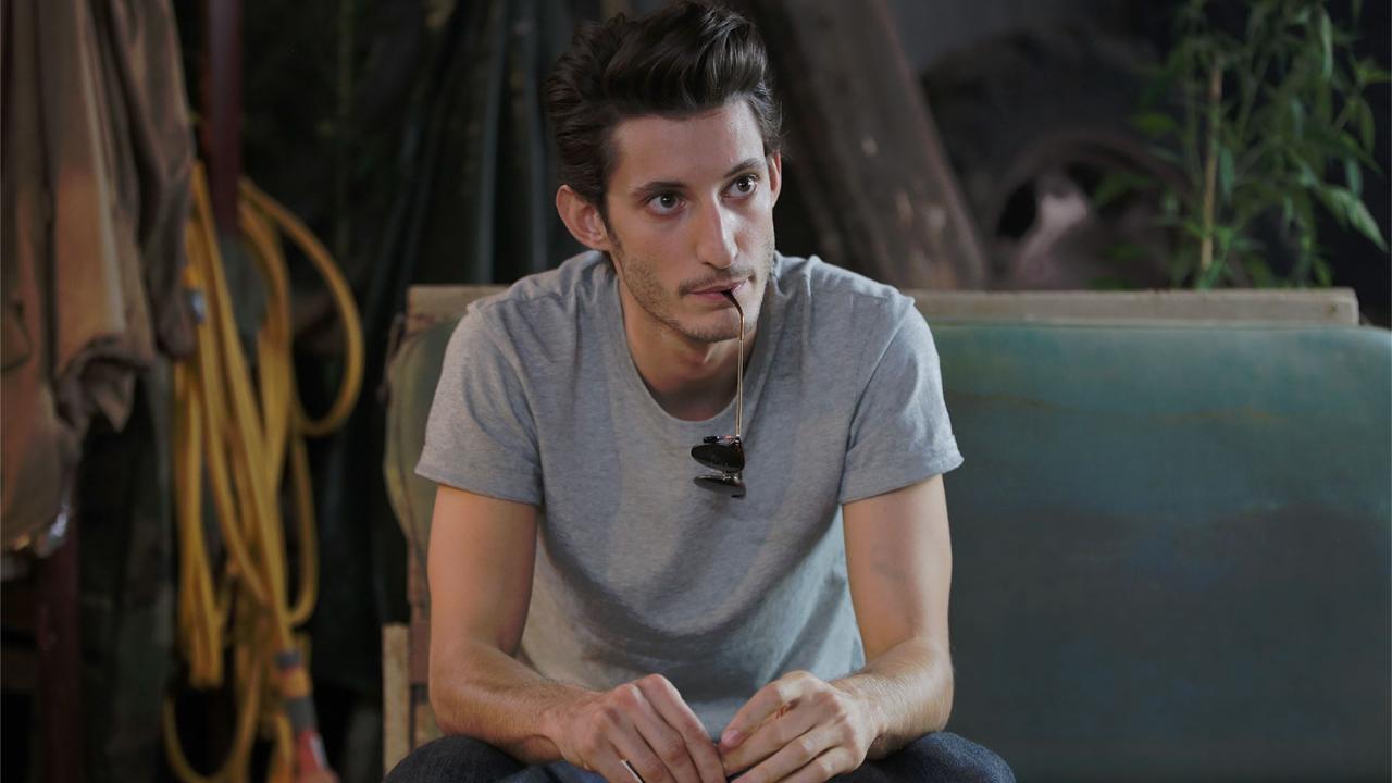 Pierre Niney dans Five