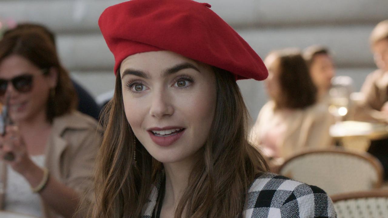 Lily Collins est Emily in Paris