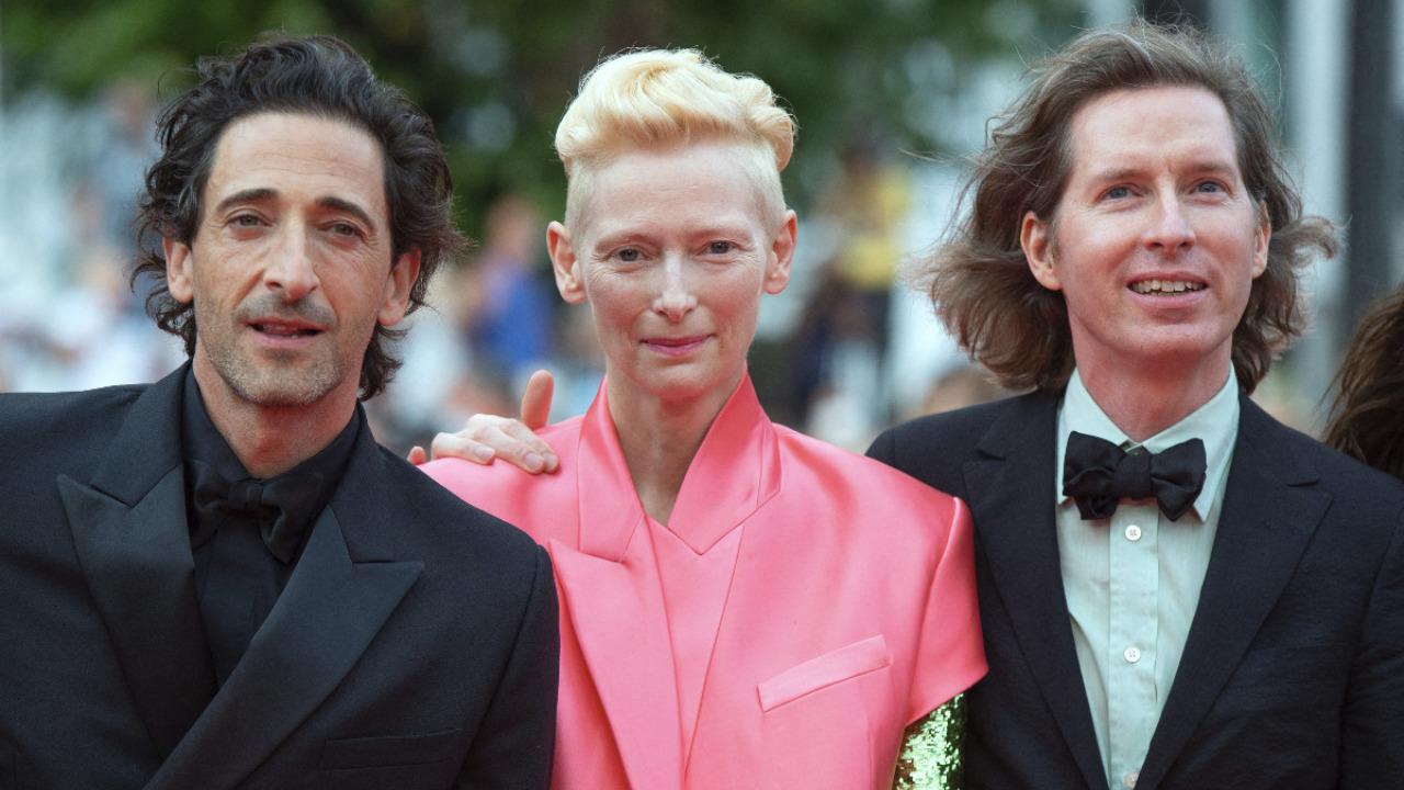 Cannes 2021 : Adrien Brody, Tilda Swinton et Wes Anderson montent les marches pour The French Dispatch