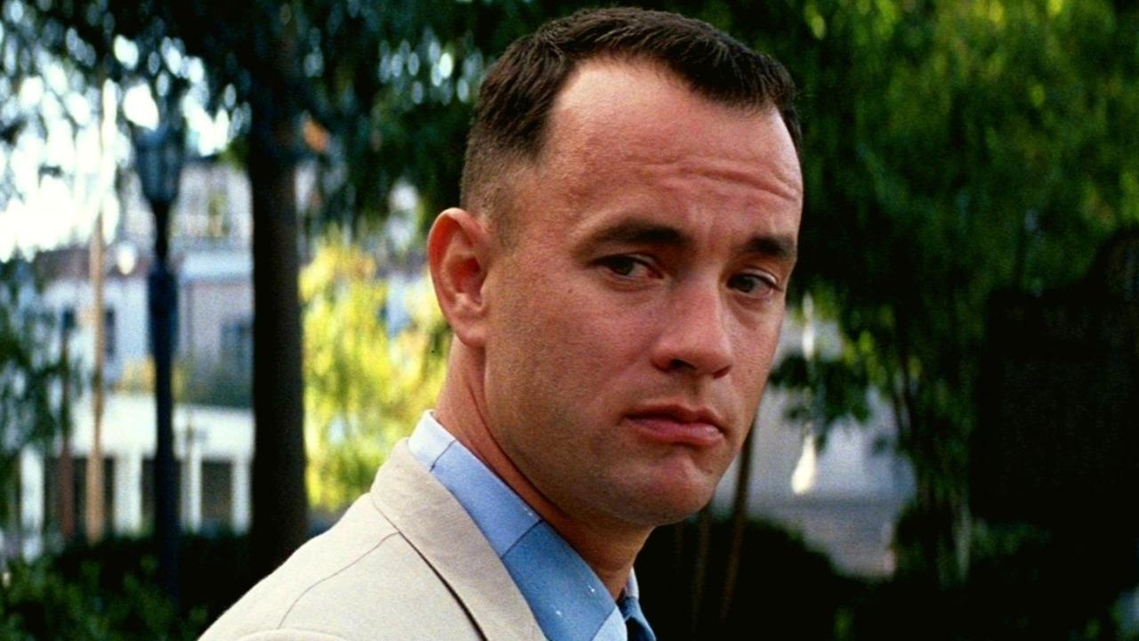 28 ans après Forrest Gump, Tom Hanks, Robert Zemeckis et Eric Roth refont équipe pour adapter Here