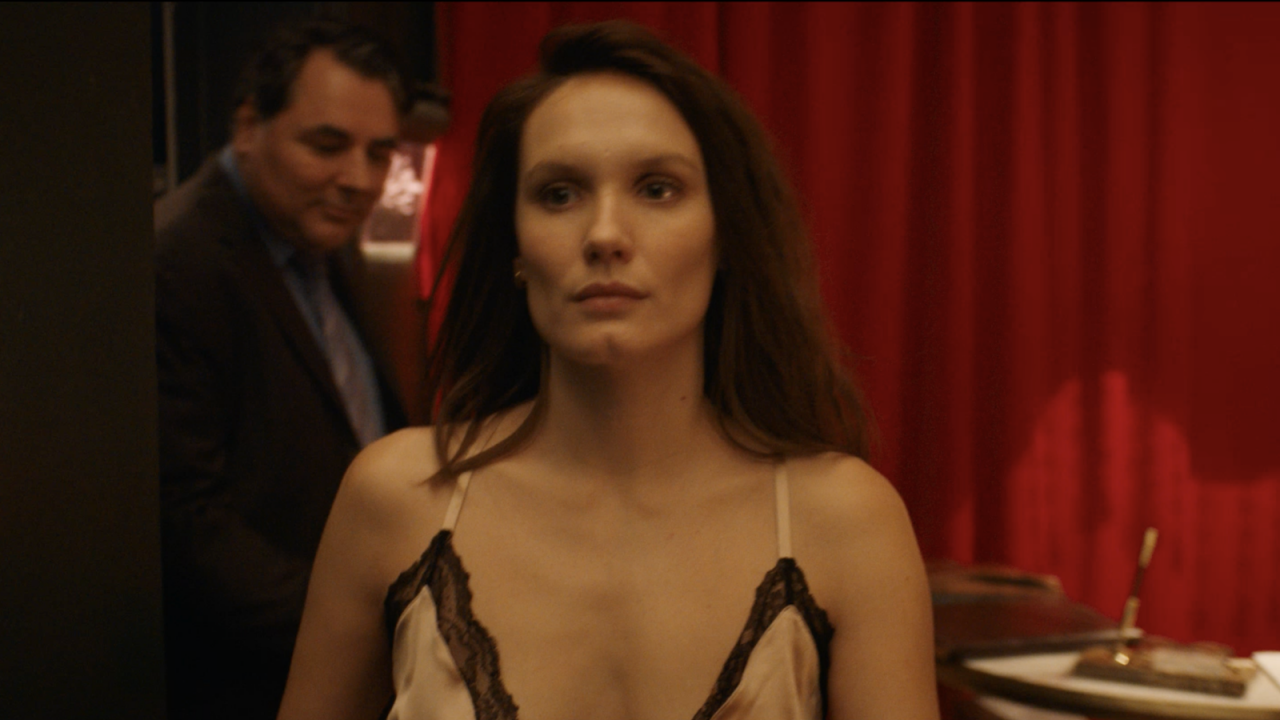 Ana Girardot dans La Maison