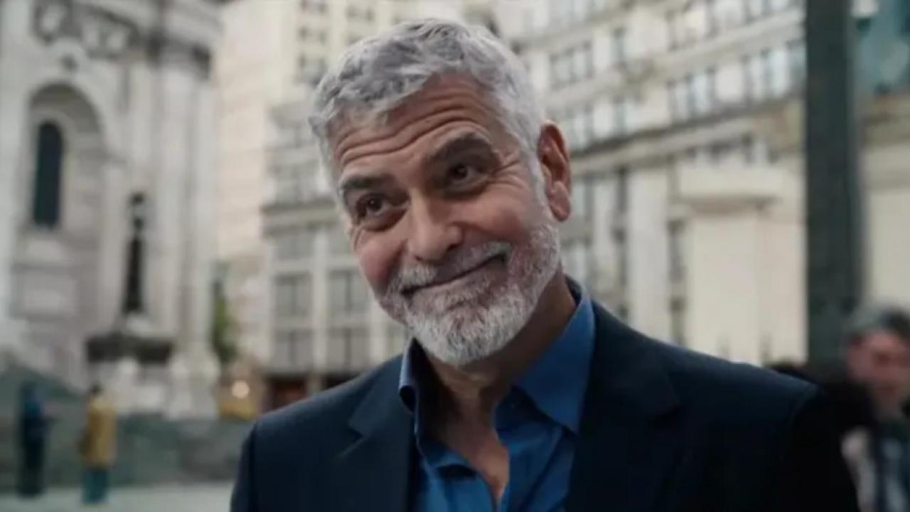 Batman Clooney cameo the flash