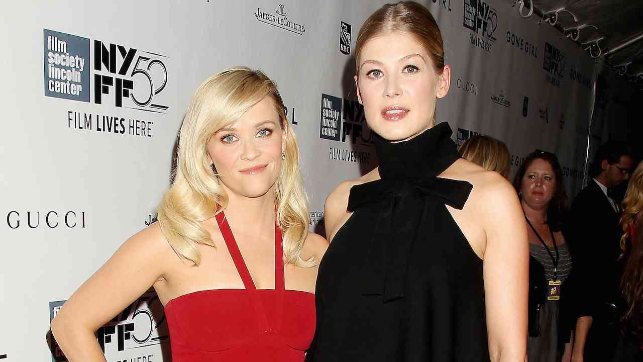 Reese Witherspoon et Rosamund Pike à la première de Gone Girl