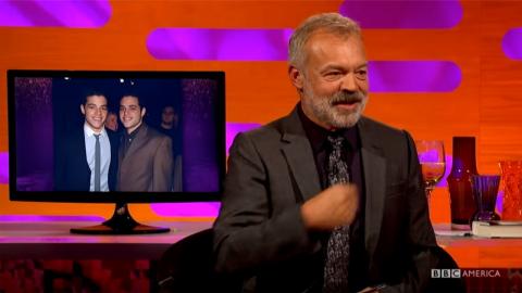 En octobre 2018, il a de nouveau raconté cette anecdote croustillante à Graham Norton