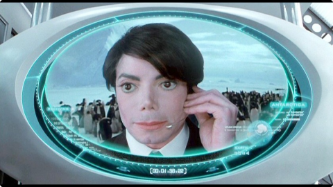 Les caméos de la saga Men in Black : Michael Jackson (Men in Black II)