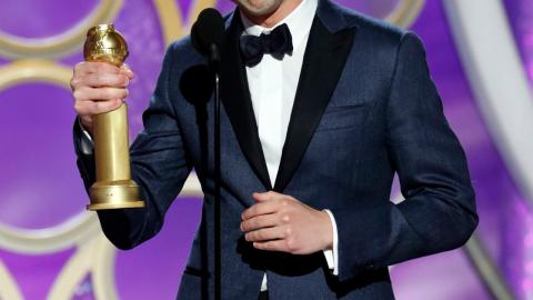 Les plus belles photos des Golden Globes 2019 : Justin Hurwitz (meilleure bande originale pour First Man)