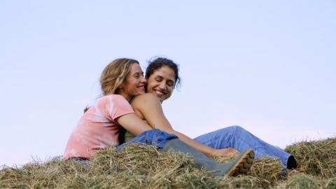 Cécile de France dans La Belle Saison (2015)