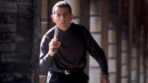 Rowan Atkinson dans Johnny English (2003)