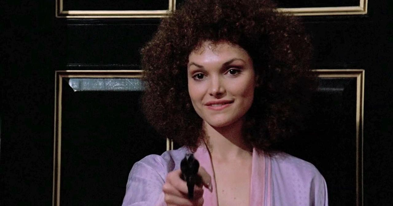 Mary Elizabeth Mastrantonio dans Scarface, 1983