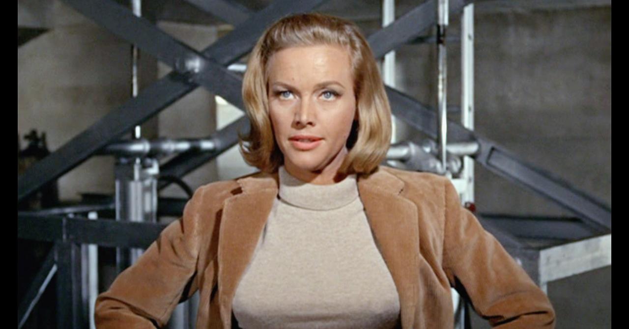 Honor Blackman