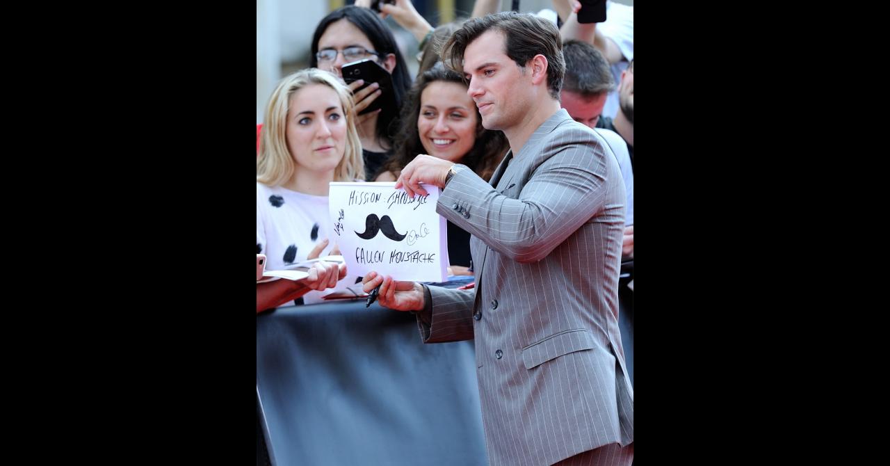 Avant-première parisienne de Mission : Impossible 6 : Henry Cavill s'est encore moqué de sa moustache