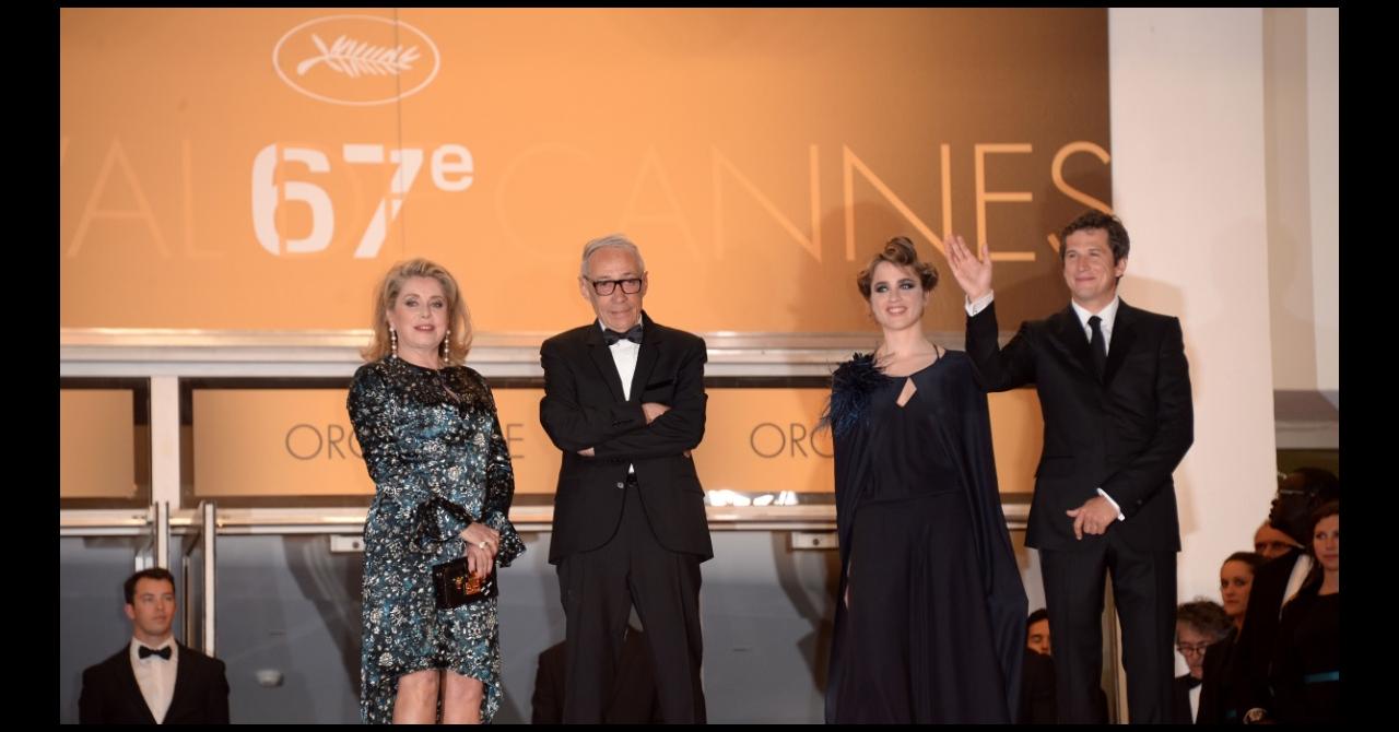 La montée des marches de Hadèle Haenel, André Téchiné, Guillaume Canet et Catherine Deneuve