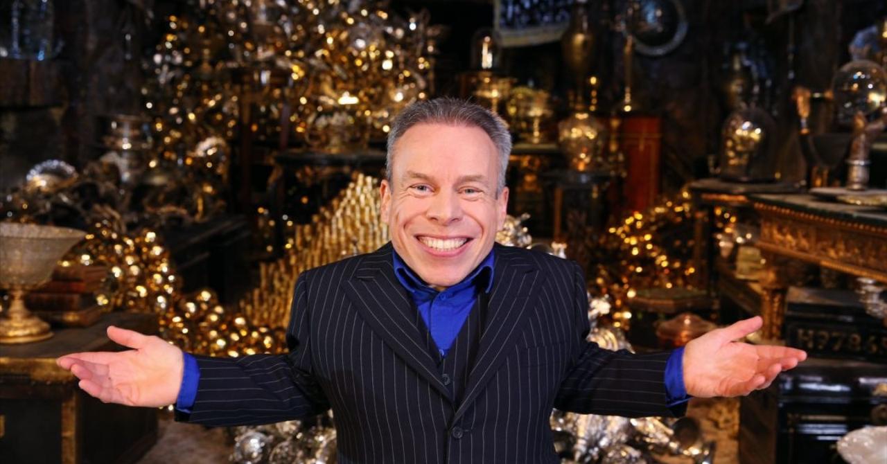 Warwick Davis inaugurant la banque de Gringotts au Warner Bros. Studio Tour London - The Making of Harry Potter