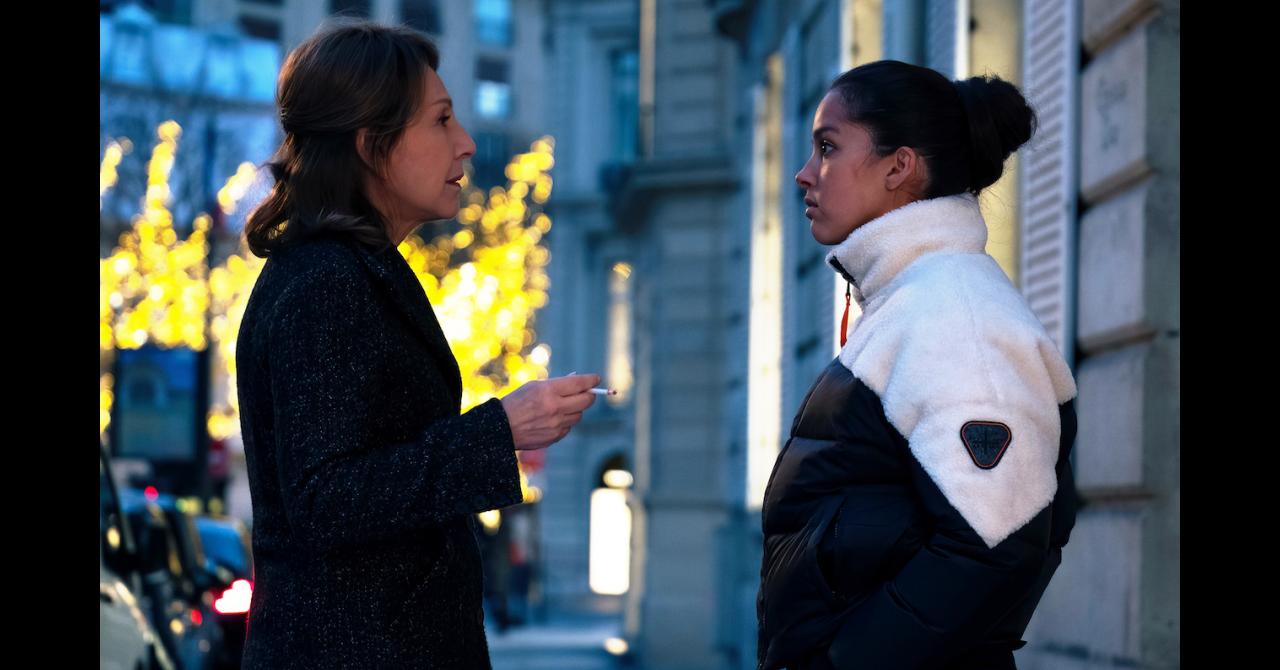 Haute Couture - Nathalie Baye et Lyna Khoudri