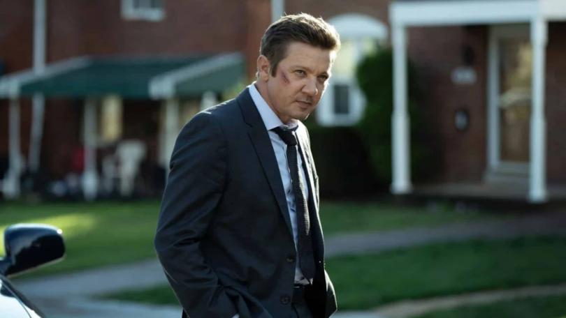 Jeremy Renner en pleine forme pour Mayor of Kingstown saison 3 [teaser]